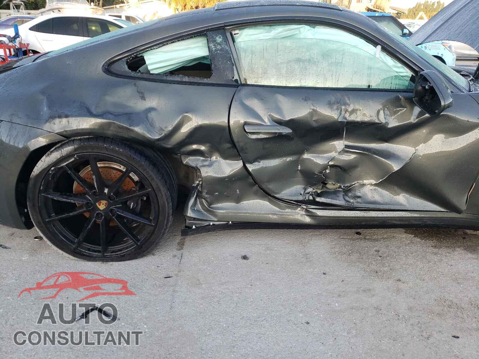 PORSCHE 911 2020 - WP0AA2A97LS205740