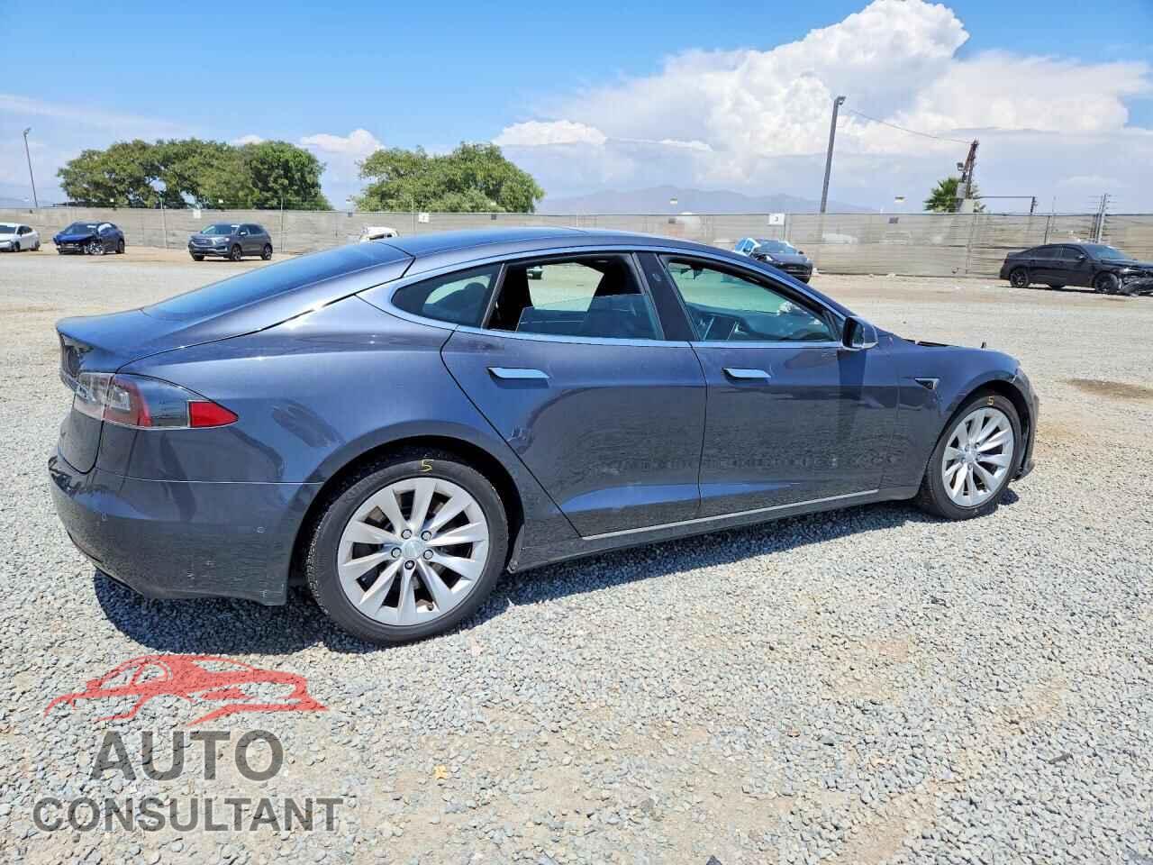 TESLA MODEL S 2016 - 5YJSA1E17GF170526