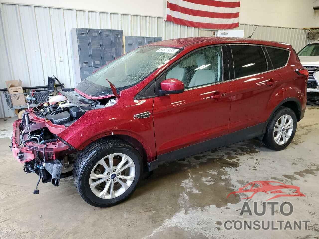 FORD ESCAPE 2019 - 1FMCU0GD8KUA12155