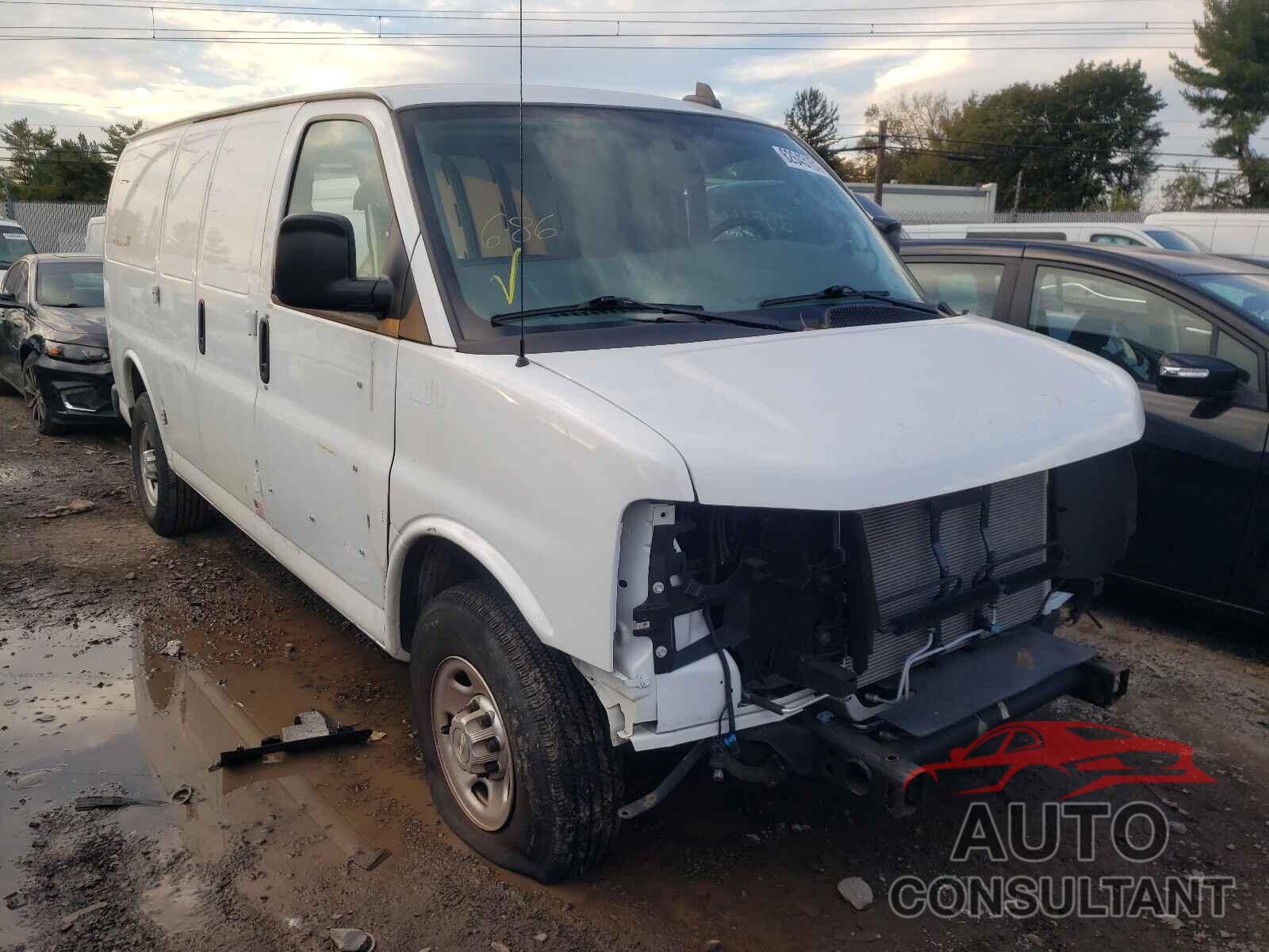 CHEVROLET EXPRESS 2020 - 1GCWGAFG3L1176717