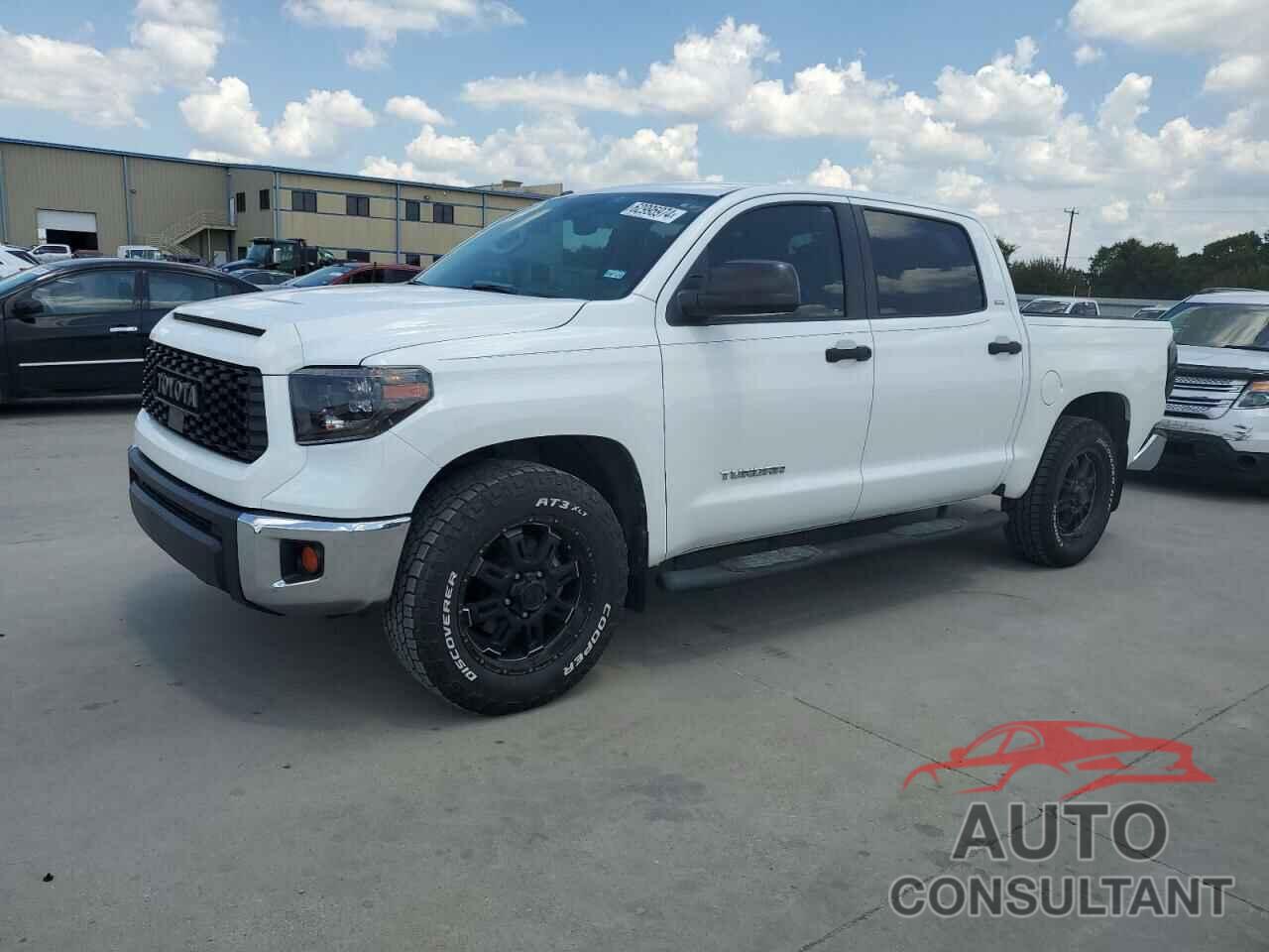 TOYOTA TUNDRA 2016 - 5TFEM5F11GX096357