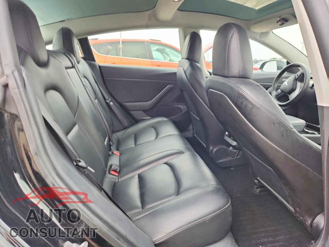 TESLA MODEL 3 2020 - 5YJ3E1EA2LF643817