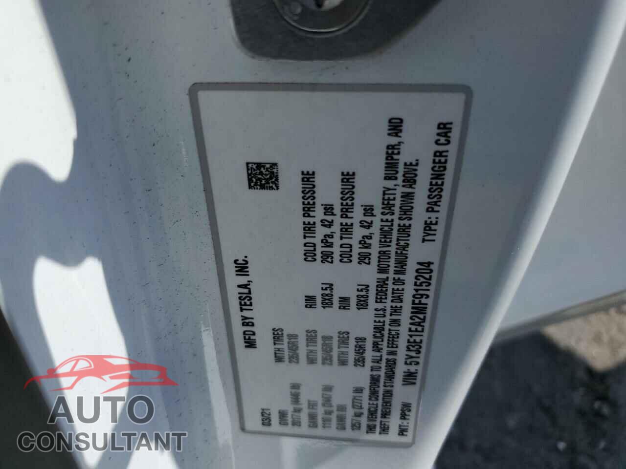 TESLA MODEL 3 2021 - 5YJ3E1EA2MF915204