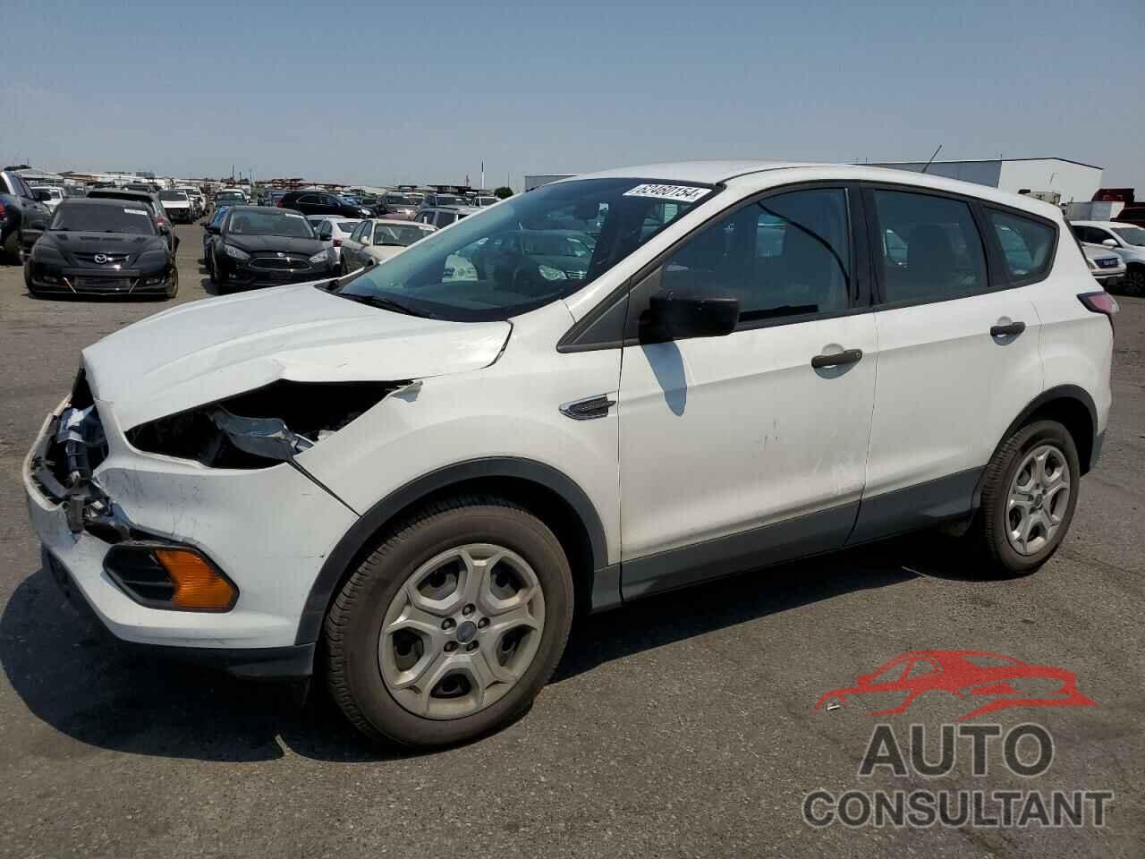 FORD ESCAPE 2017 - 1FMCU0F77HUB82026