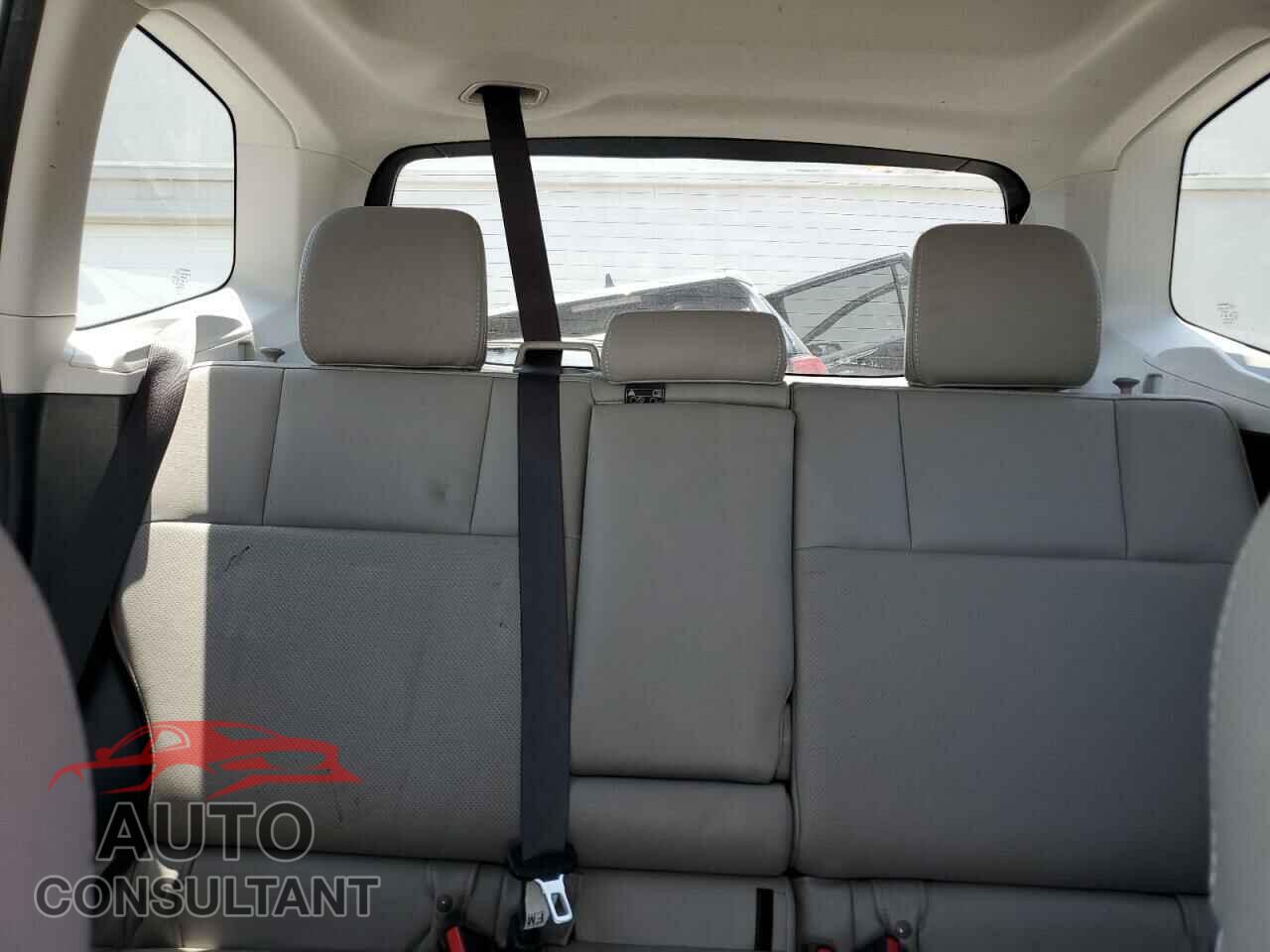 SUBARU FORESTER 2017 - JF2SJARC6HH433152