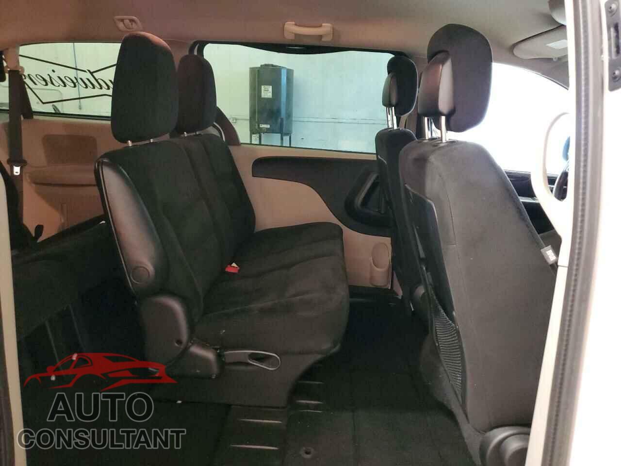 DODGE CARAVAN 2015 - 2C4RDGBGXFR605379