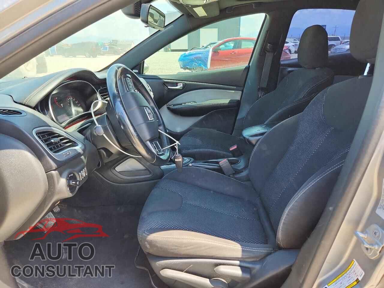 DODGE DART 2015 - 1C3CDFBB7FD253616