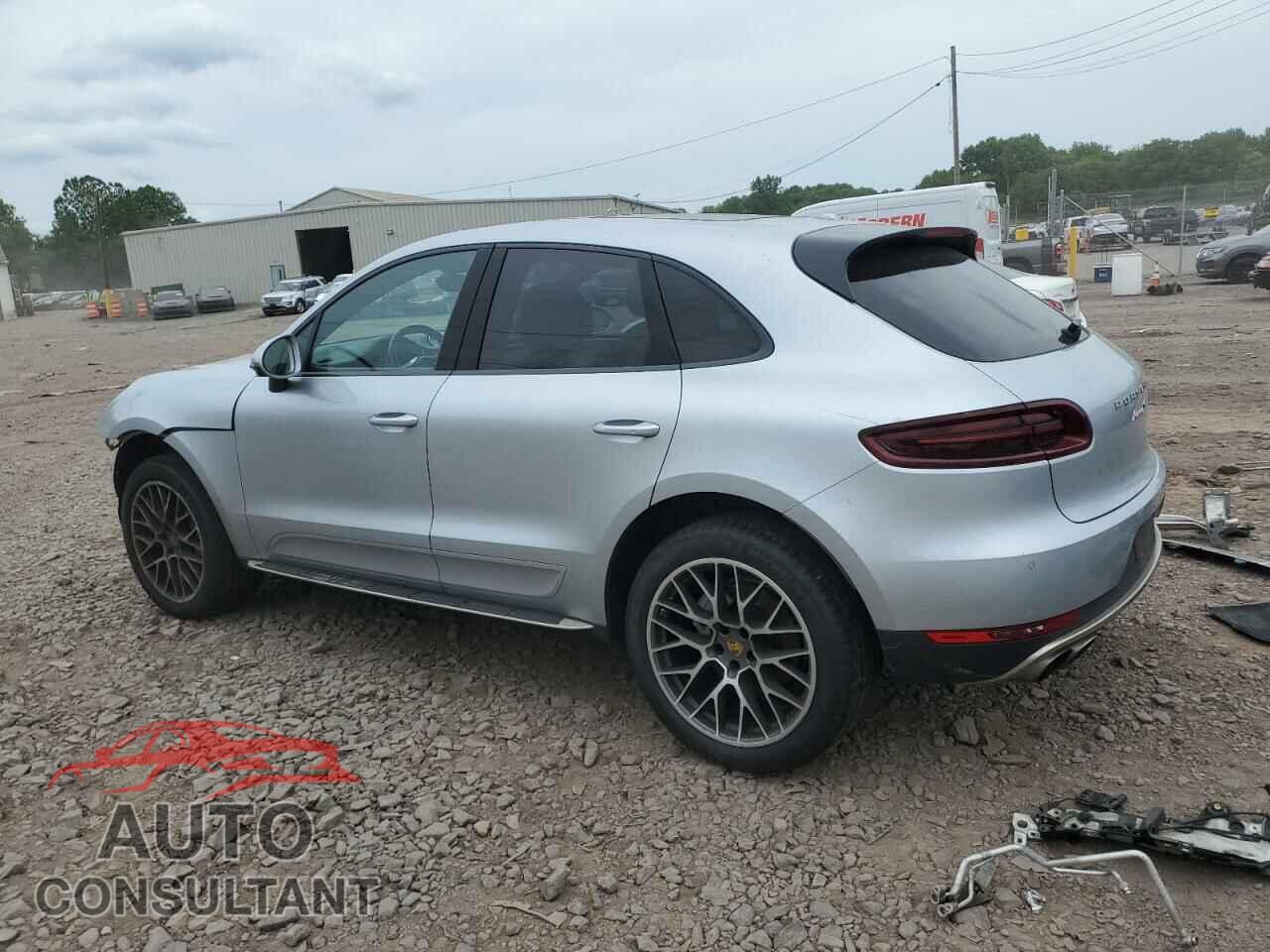 PORSCHE MACAN 2016 - WP1AB2A59GLB49373