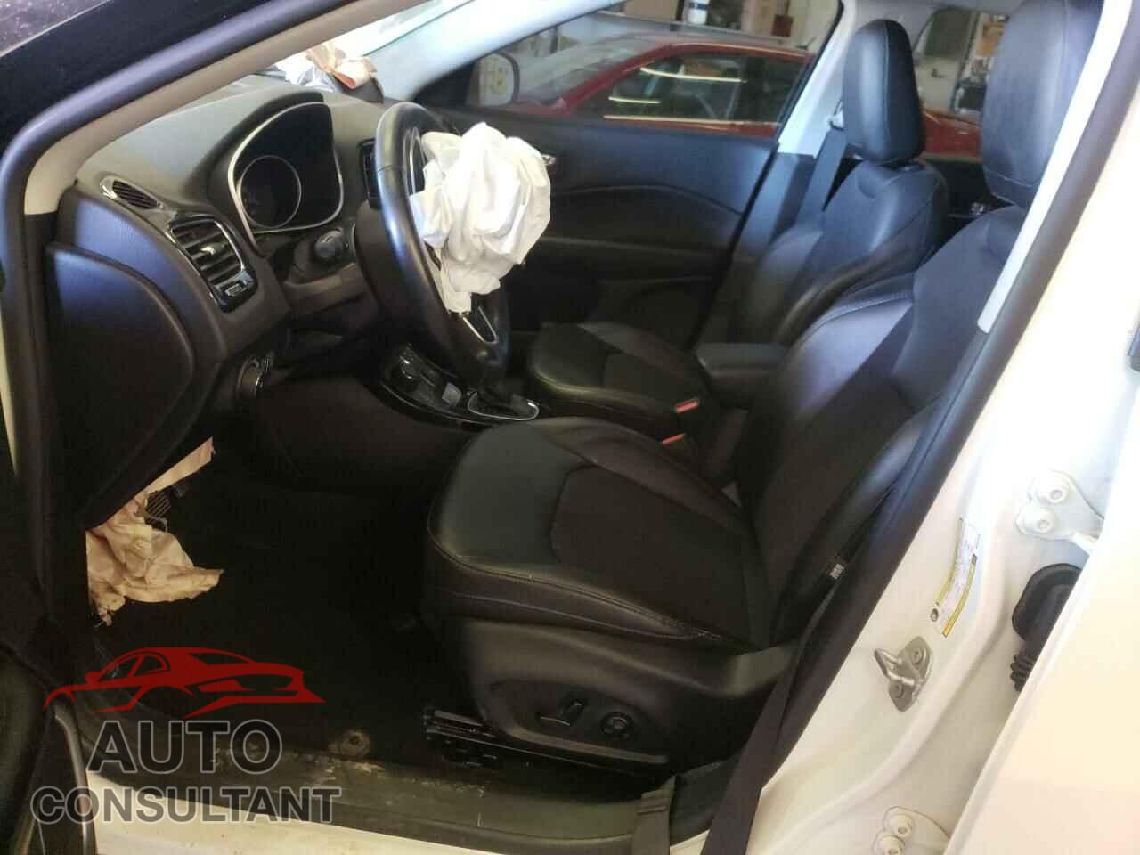 JEEP COMPASS 2021 - 3C4NJDBB8MT524210