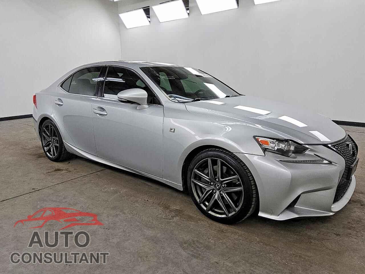 LEXUS IS 2015 - JTHCE1D25F5008833