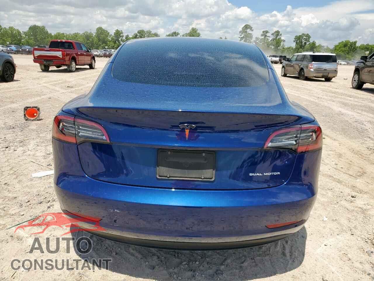 TESLA MODEL 3 2022 - 5YJ3E1EB0NF226899