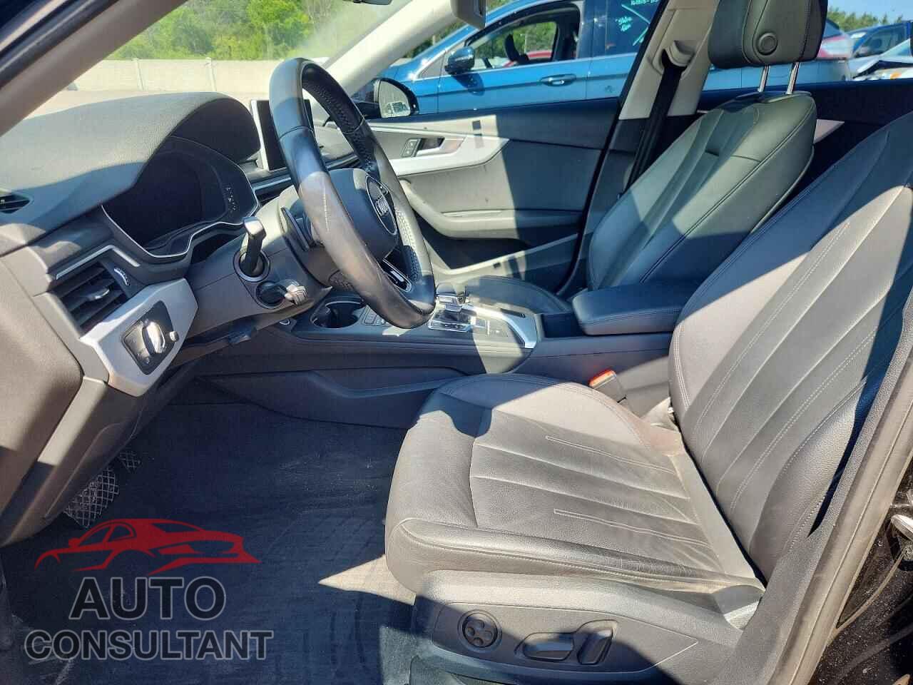 AUDI A4 2017 - WAUDNAF40HN042506