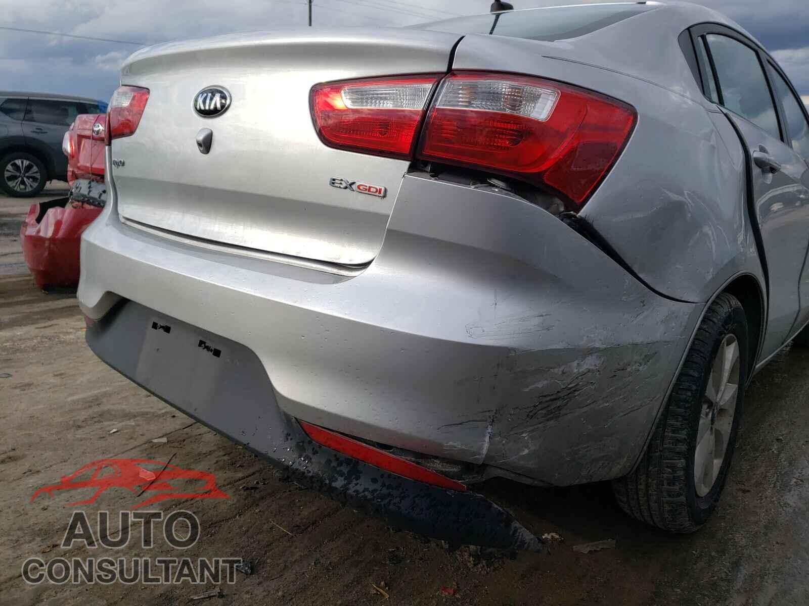 KIA RIO 2017 - KNADN4A30H6059042
