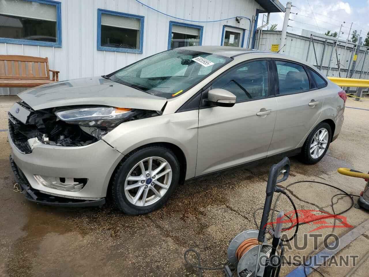 FORD FOCUS 2016 - 1FADP3F28GL352913