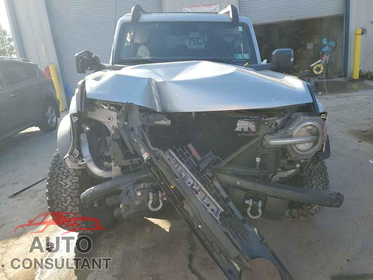 FORD BRONCO 2023 - 1FMEE5DP8PLB60594