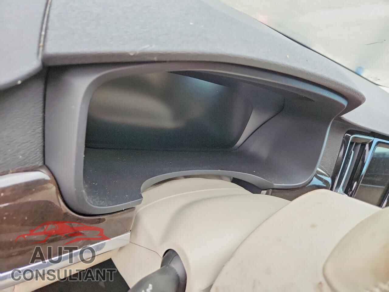 VOLVO S90 2018 - LVY992MK2JP035872