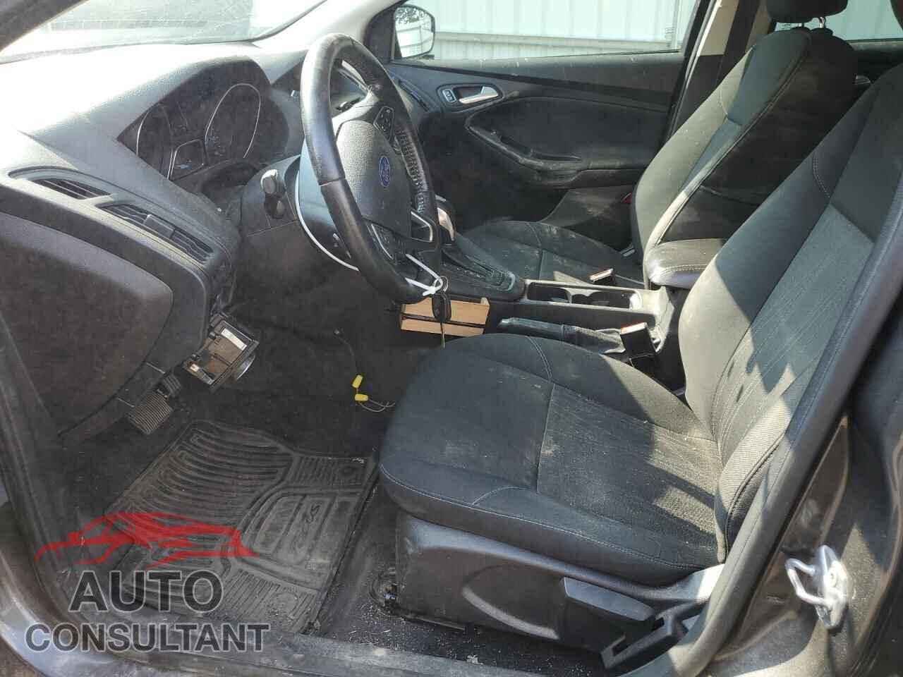 FORD FOCUS 2015 - 1FADP3K22FL368061
