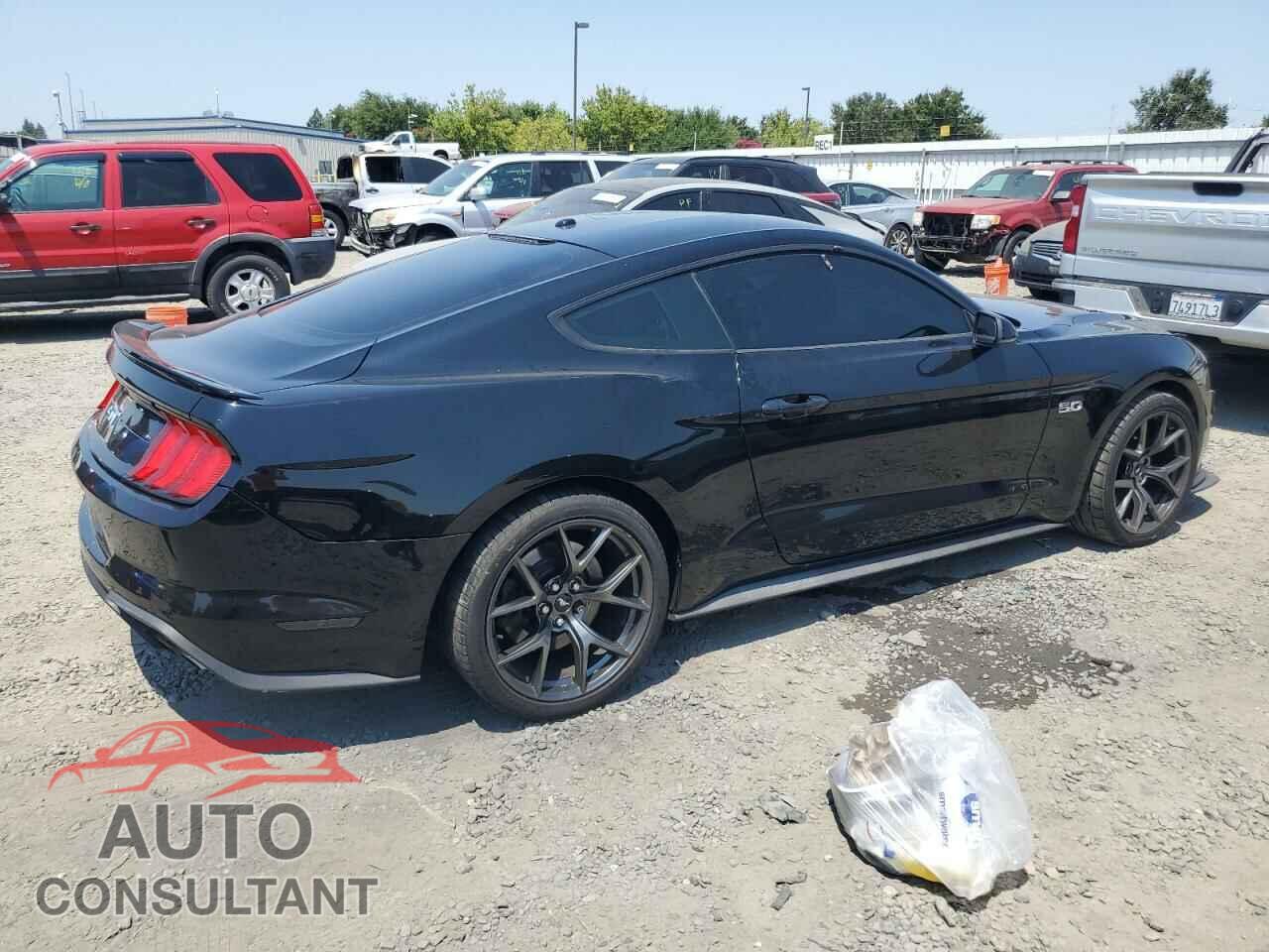 FORD MUSTANG 2019 - 1FA6P8CF4K5186111