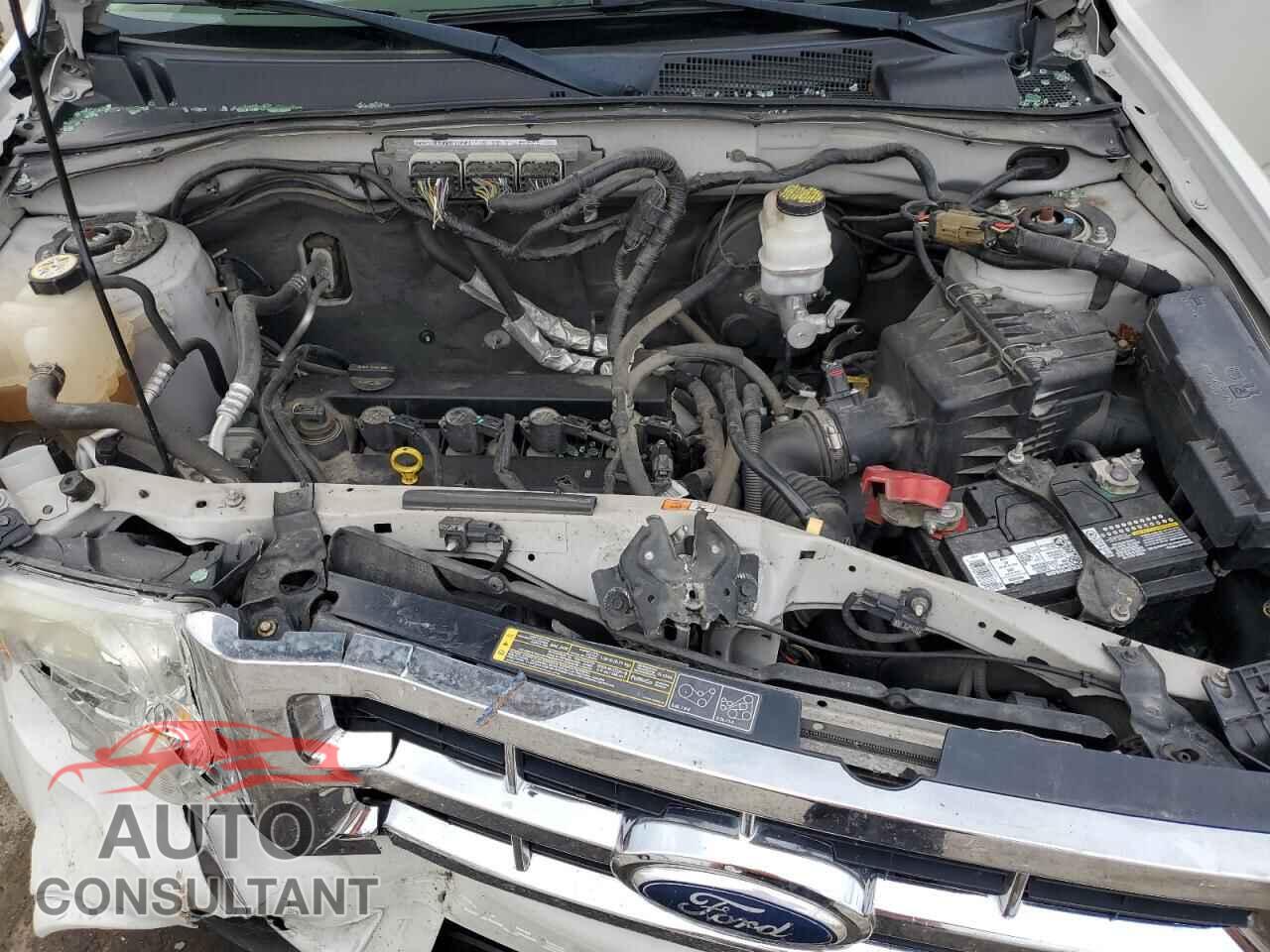 FORD ESCAPE 2011 - 1FMCU0D75BKA66054