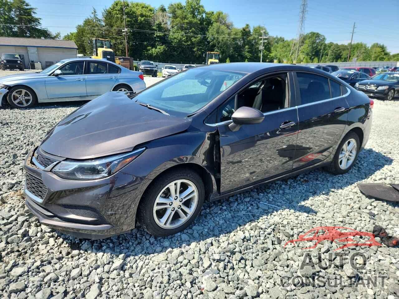CHEVROLET CRUZE 2017 - 1G1BE5SM0H7241818
