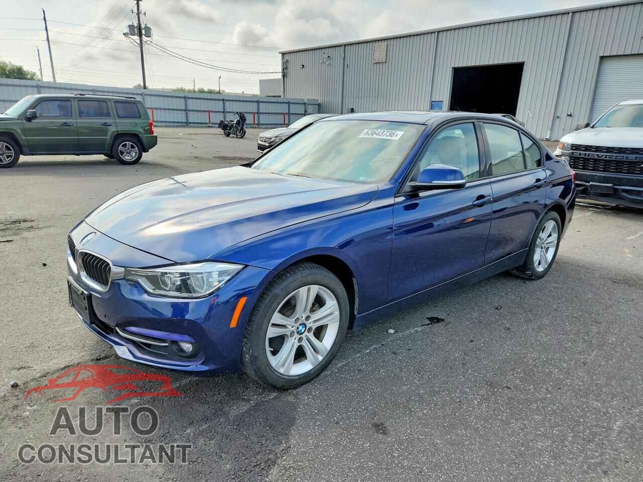 BMW 3 SERIES 2016 - WBA8E3G51GNU01509