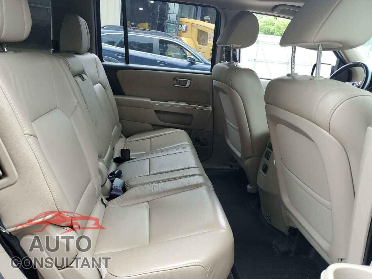 HONDA PILOT 2012 - 5FNYF4H51CB024970
