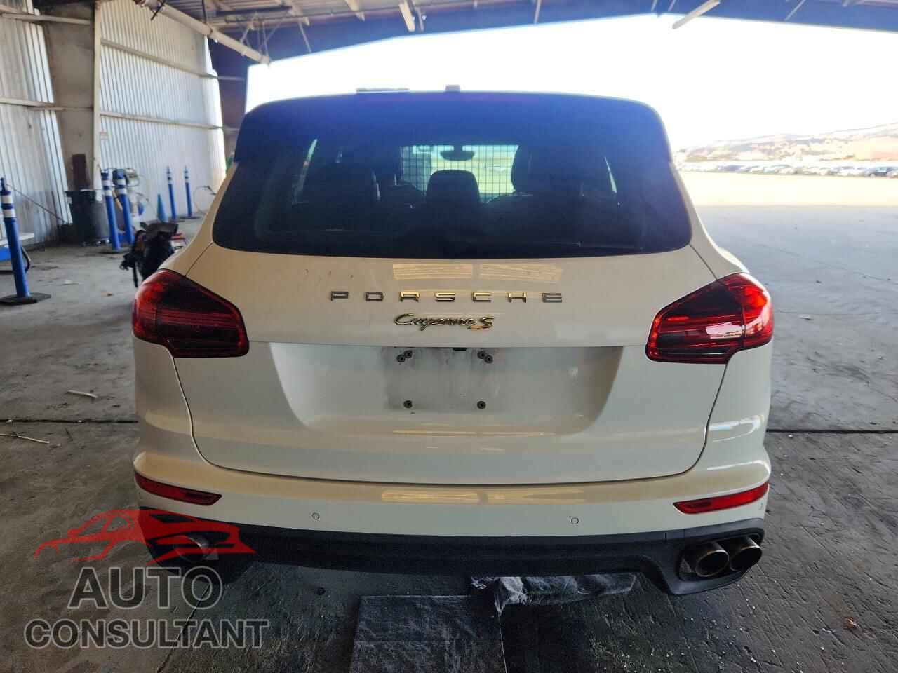 PORSCHE CAYENNE 2016 - WP1AE2A2XGLA62742