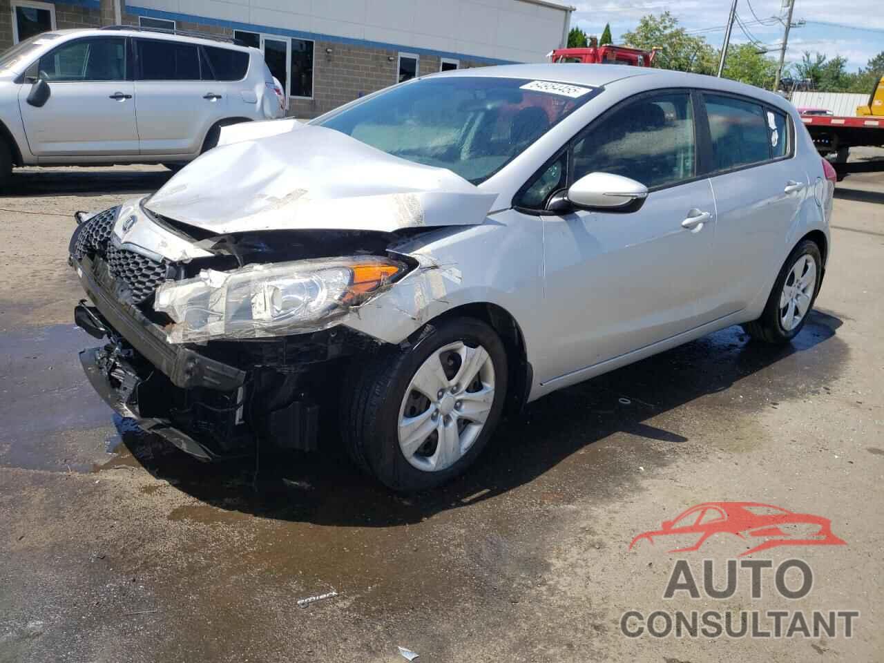 KIA FORTE 2016 - KNAFK5A8XG5582480