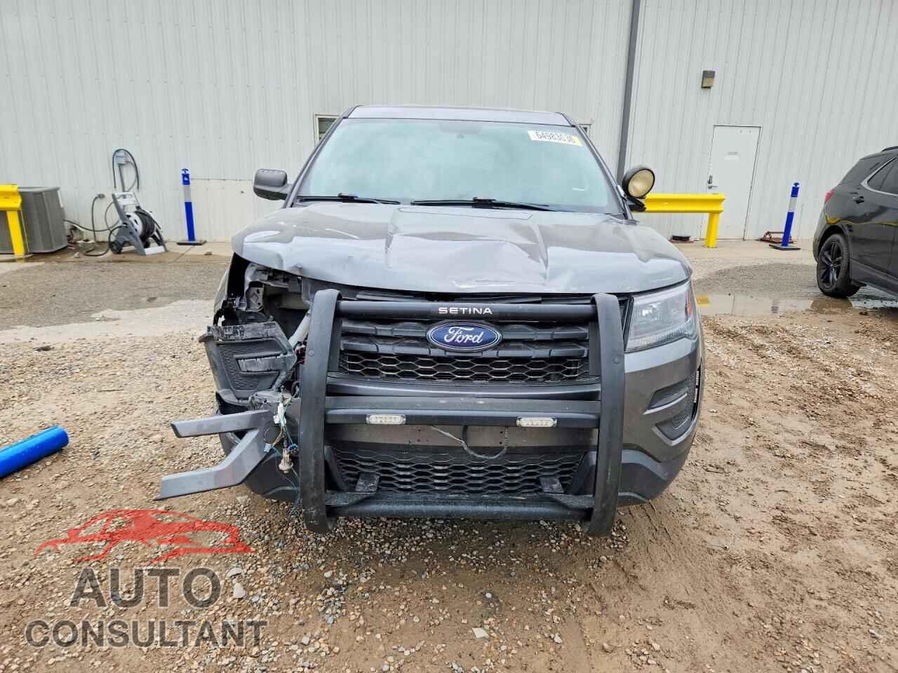 FORD EXPLORER 2018 - 1FM5K8AR7JGB58657