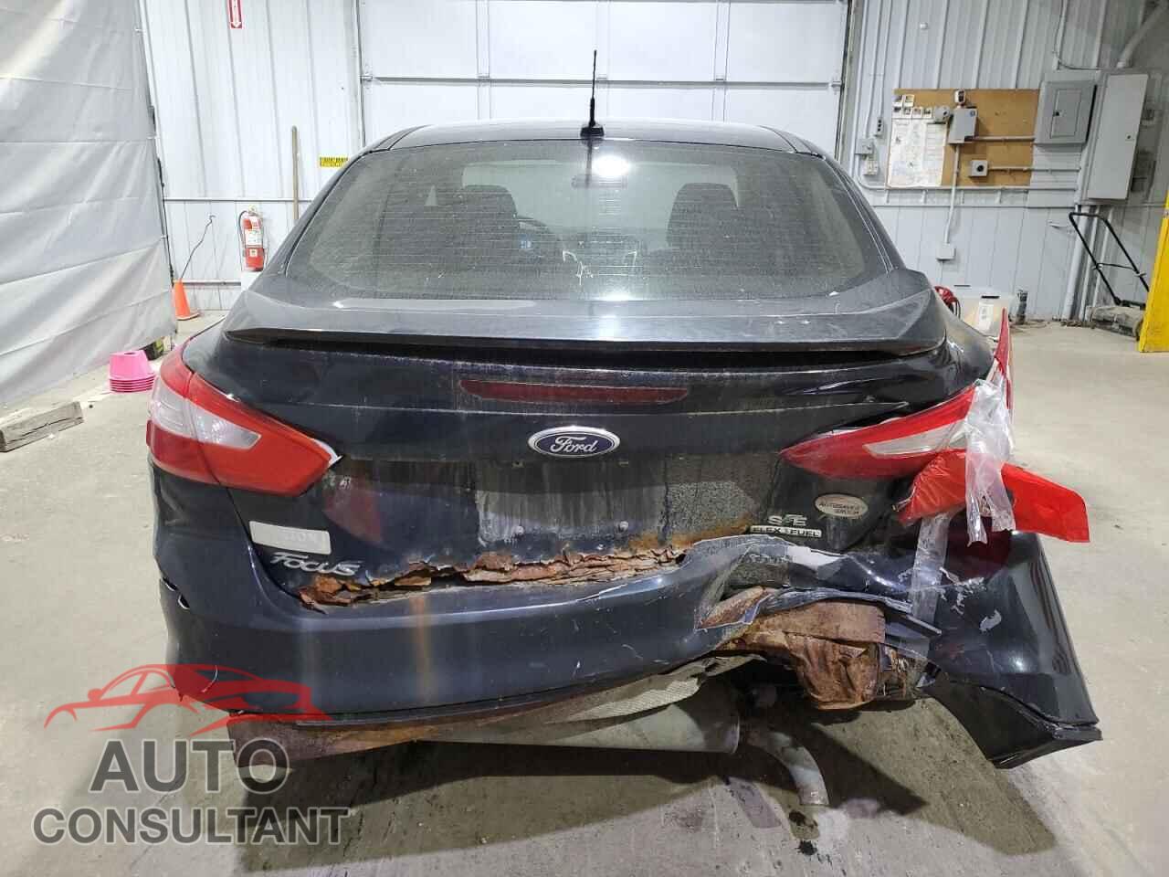 FORD FOCUS 2014 - 1FADP3F27EL210422