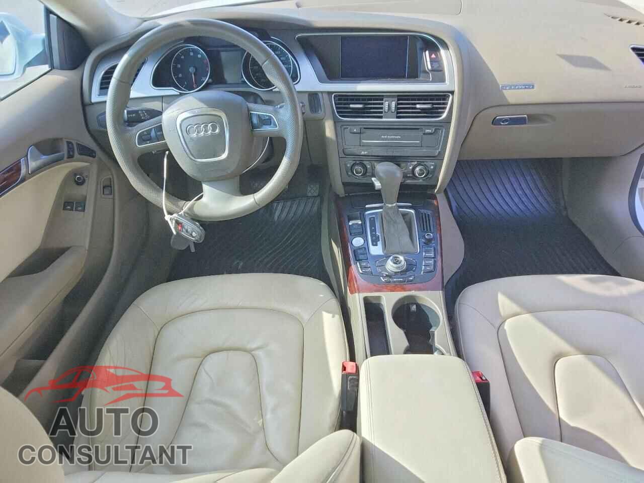 AUDI A5 2012 - WAULFAFR7CA042992