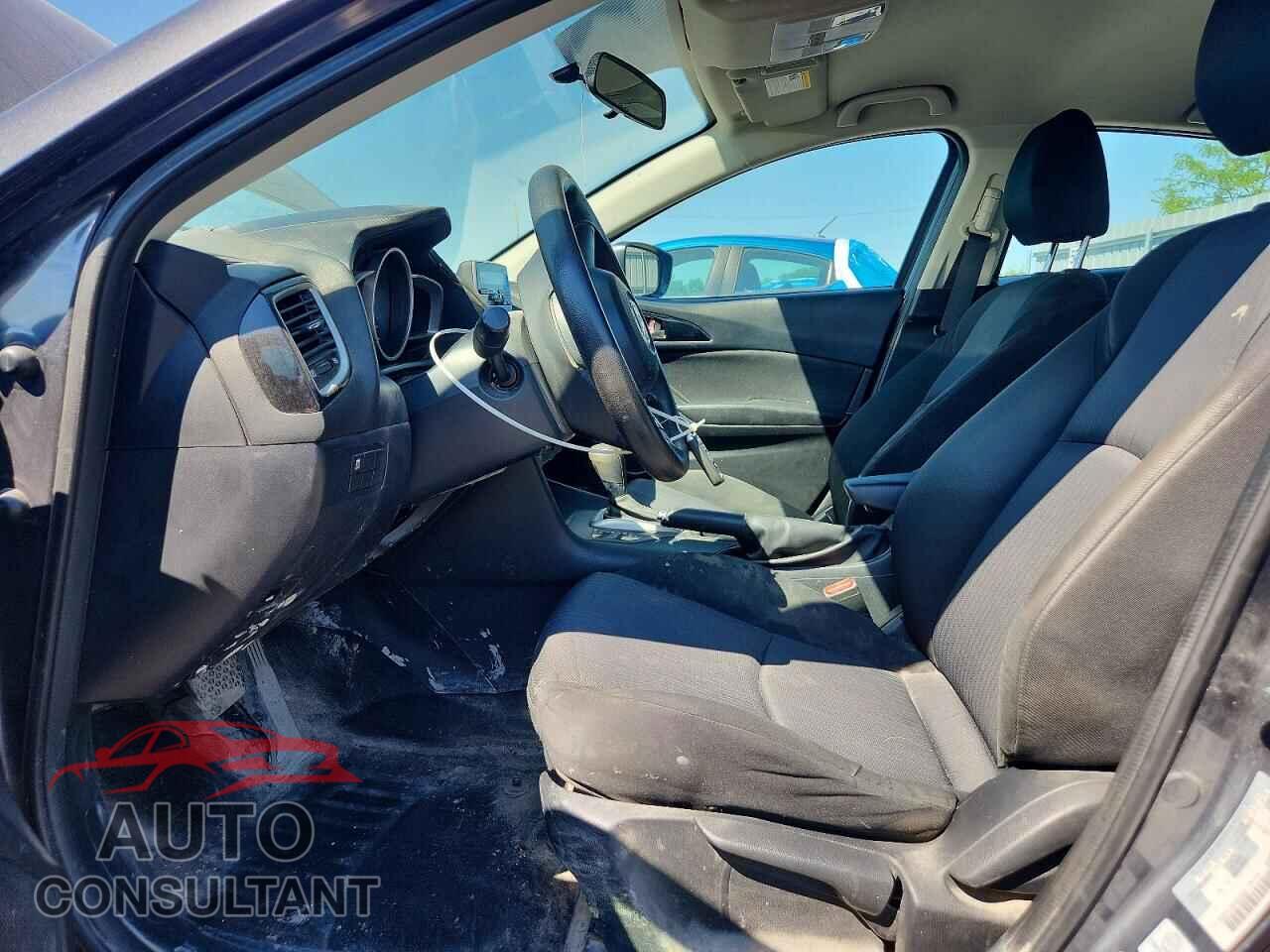 MAZDA 3 2015 - 3MZBM1U76FM200992