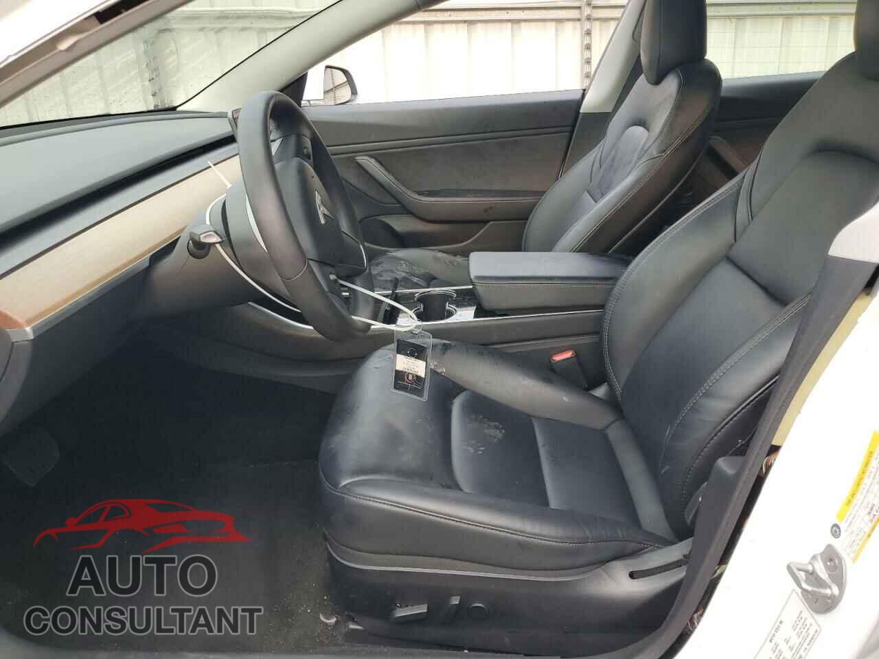 TESLA MODEL 3 2020 - 5YJ3E1EA5LF660255