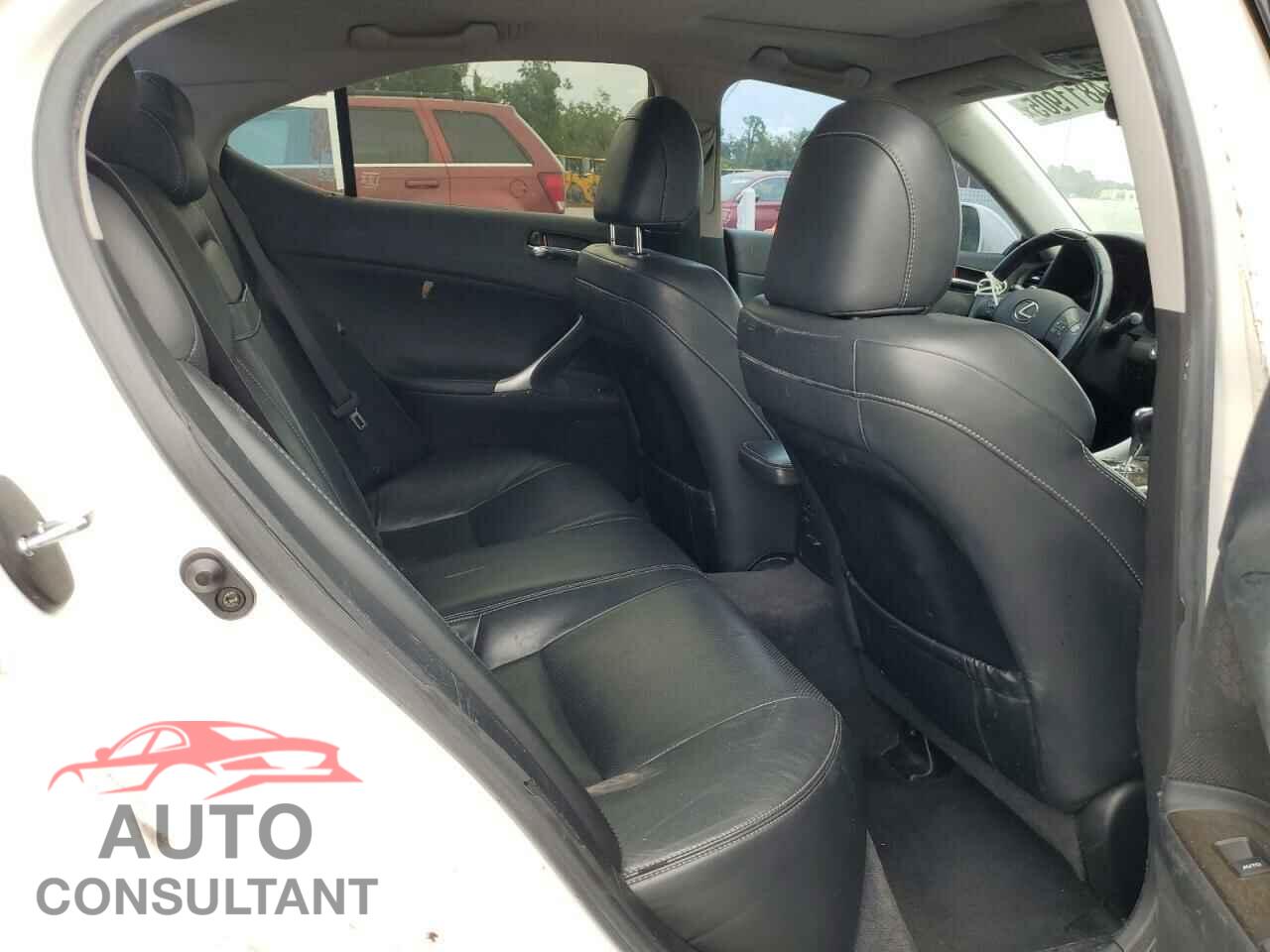 LEXUS IS 2010 - JTHBF5C20A5108803