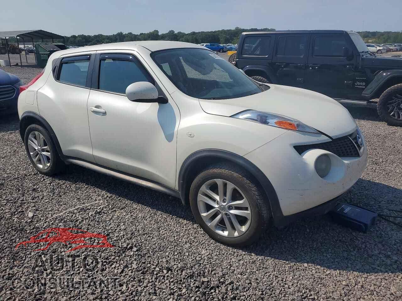 NISSAN JUKE 2013 - JN8AF5MV3DT227357