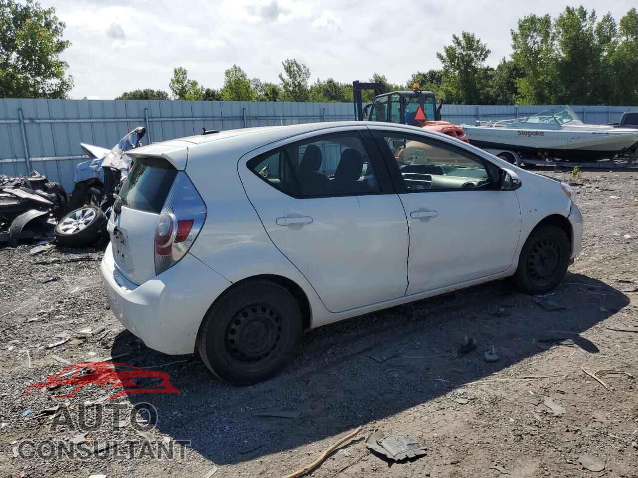TOYOTA PRIUS 2012 - JTDKDTB31C1009214