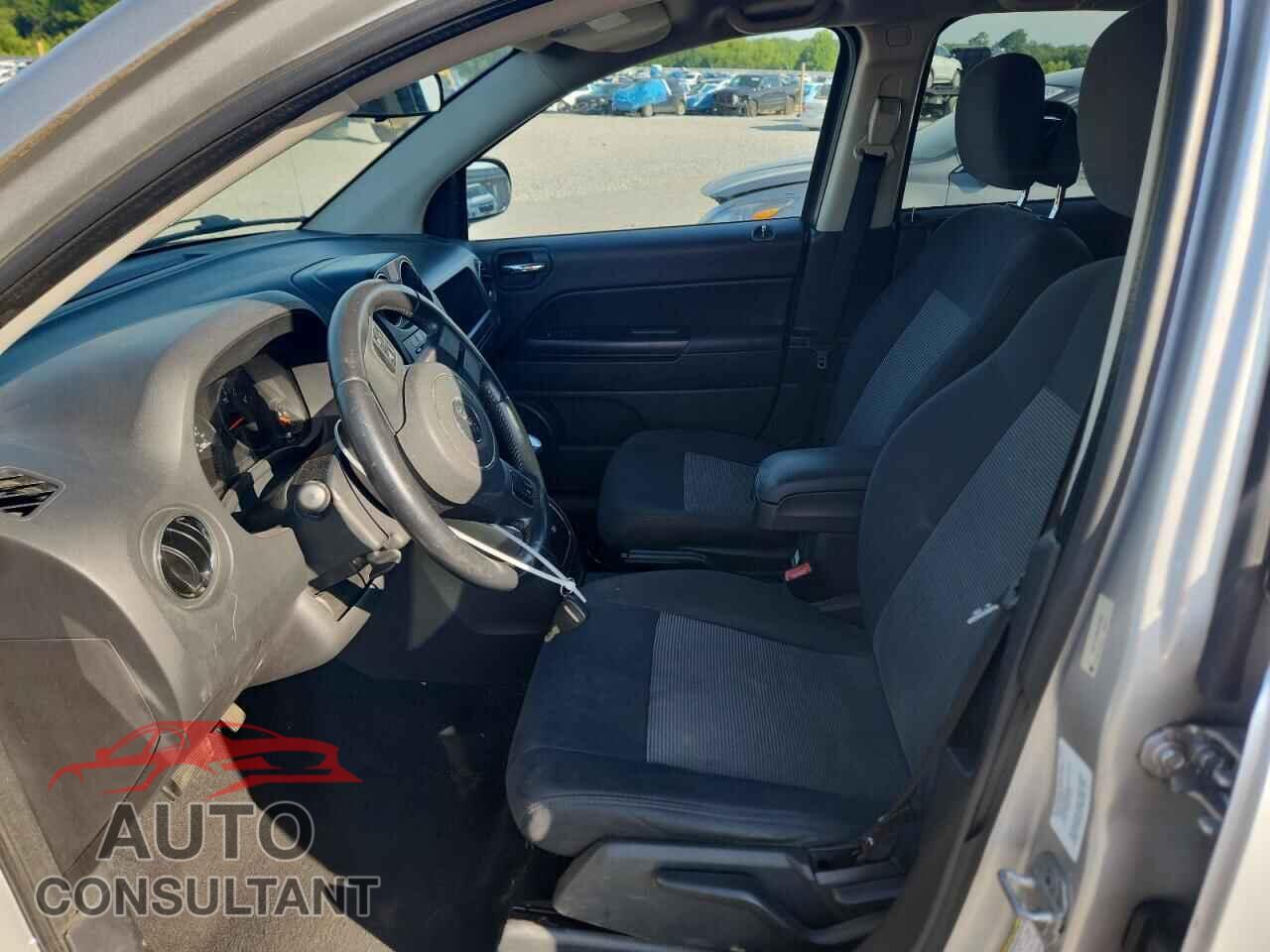 JEEP COMPASS 2011 - 1J4NF1FB3BD181958