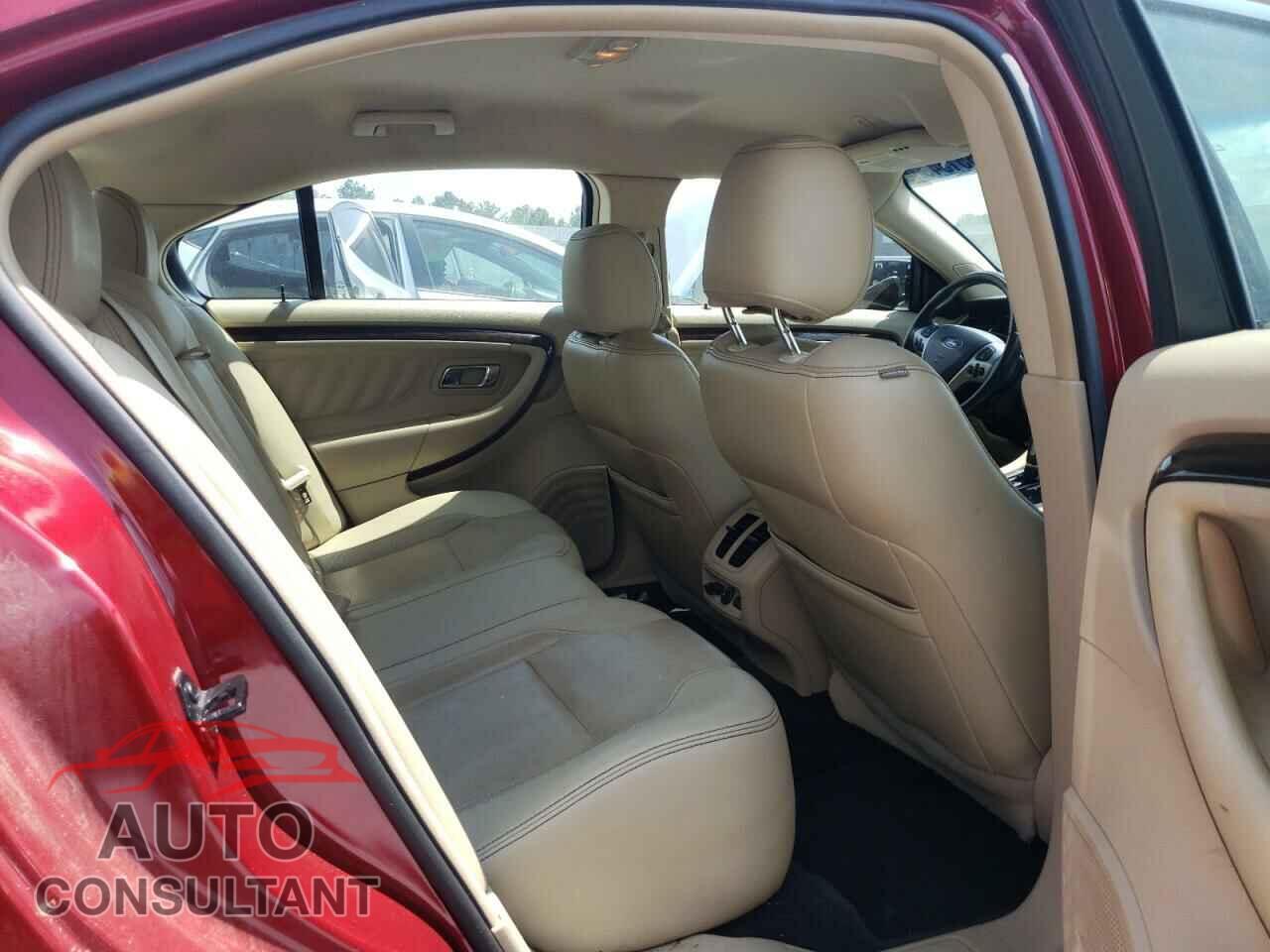 FORD TAURUS 2017 - 1FAHP2F84HG121713