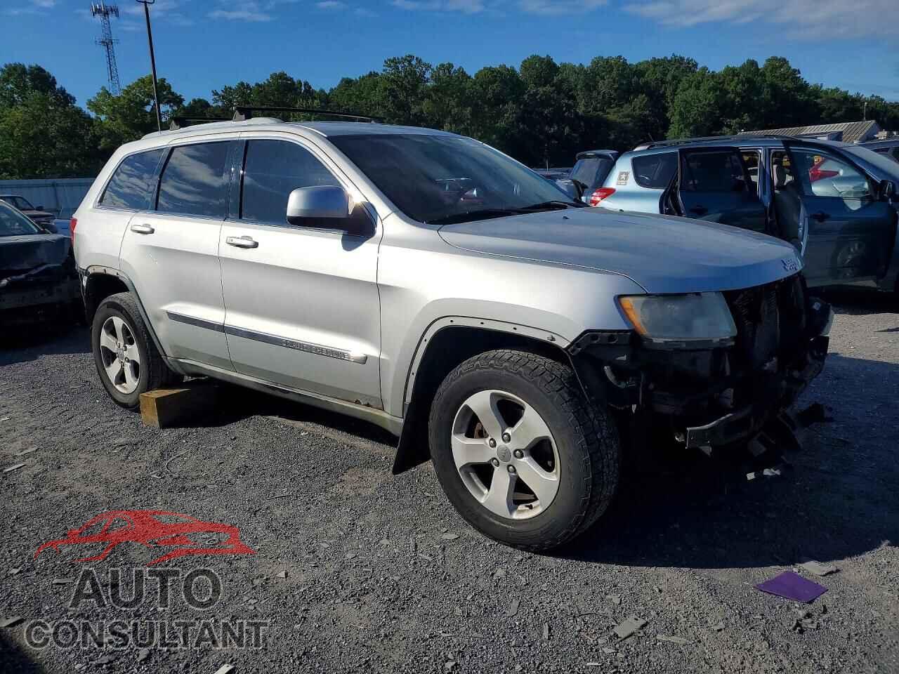 JEEP CHEROKEE 2011 - 1J4RR4GG3BC613085