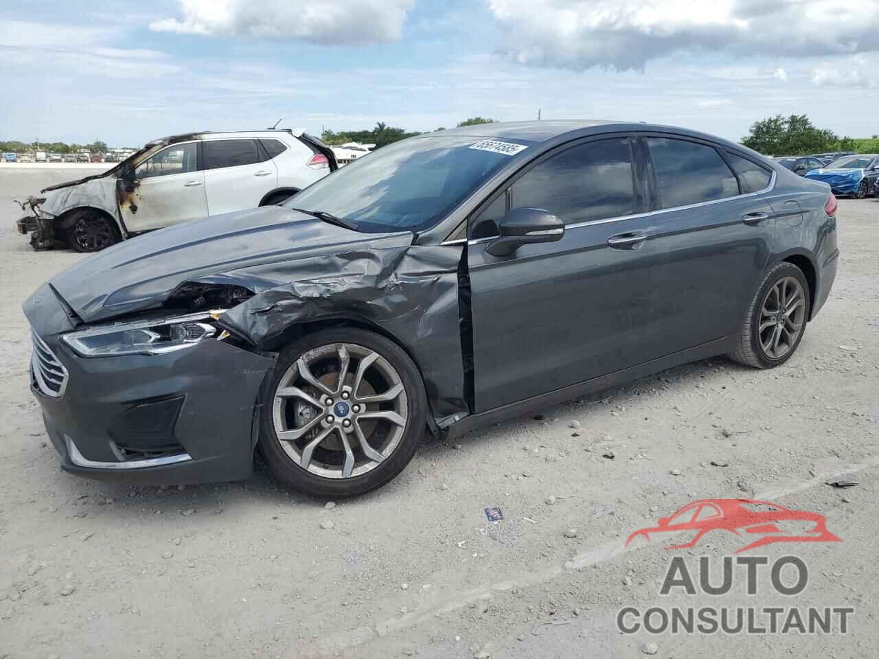 FORD FUSION 2020 - 3FA6P0CD5LR177156