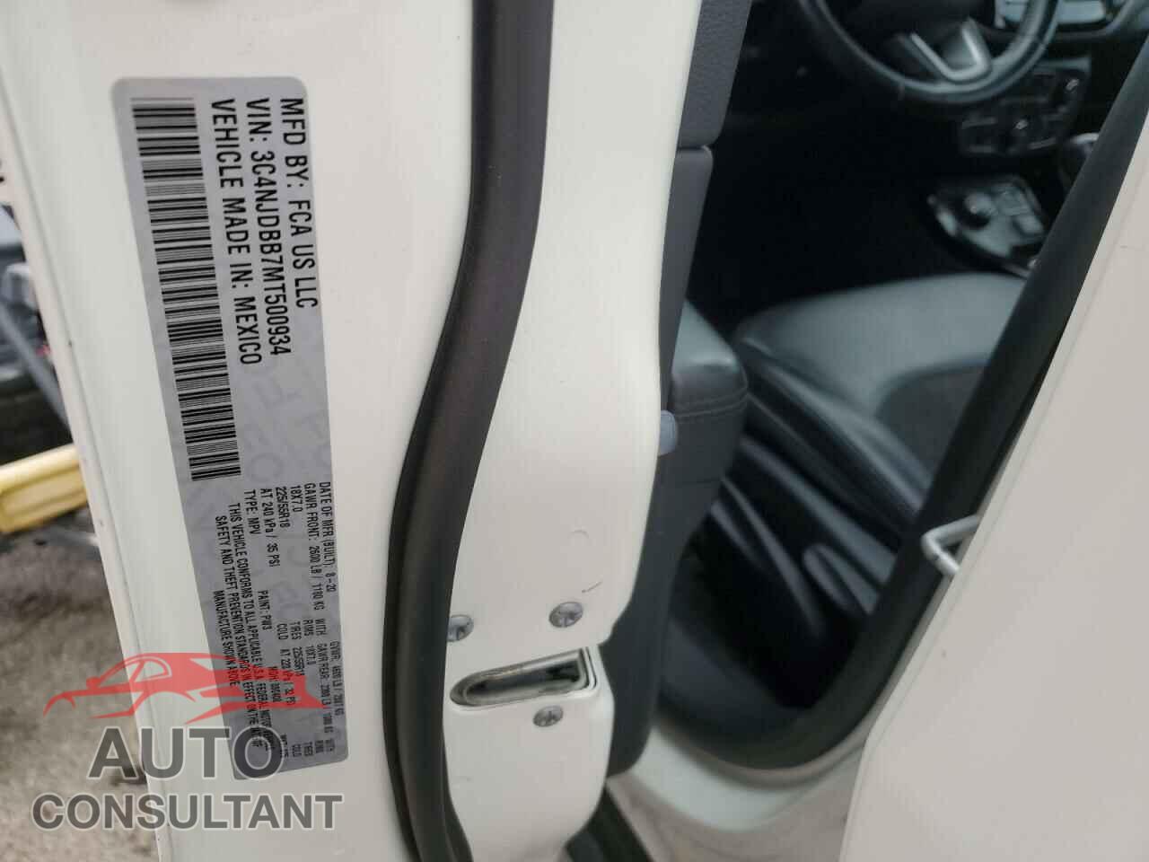 JEEP COMPASS 2021 - 3C4NJDBB7MT500934