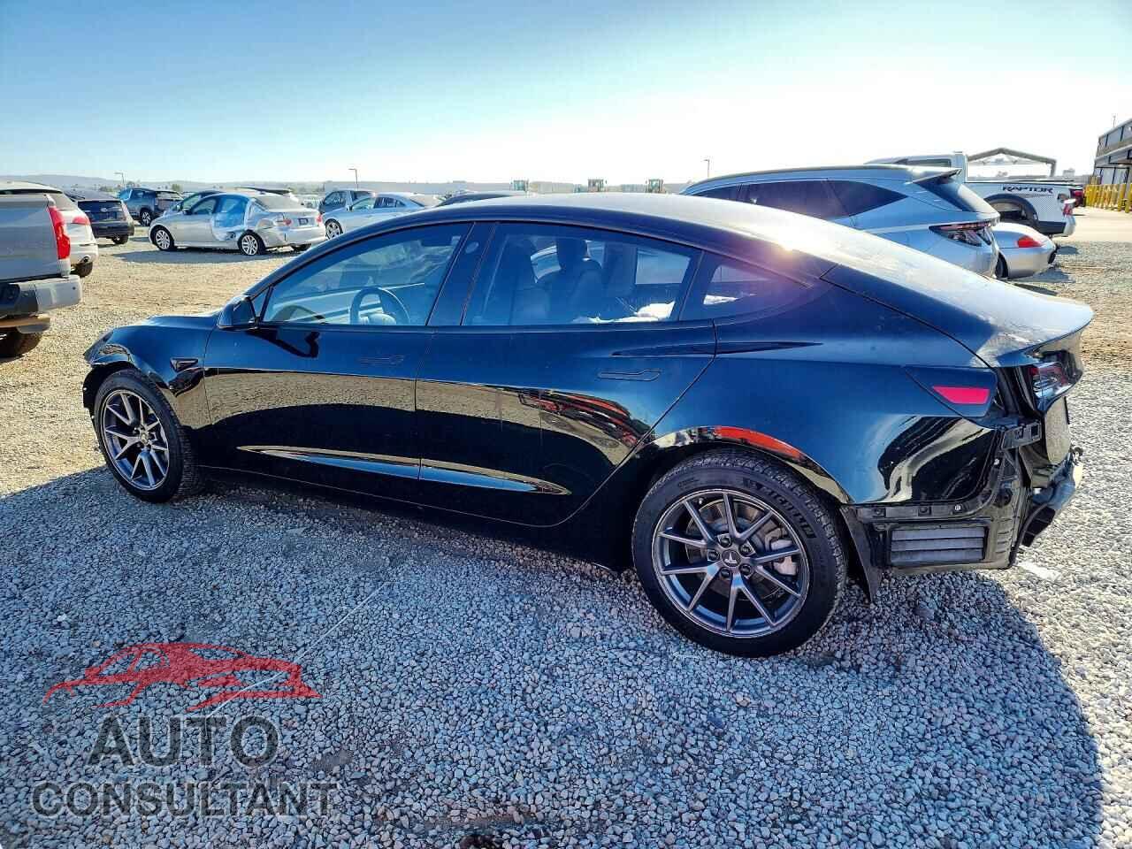 TESLA MODEL 3 2022 - 5YJ3E1EB9NF313684