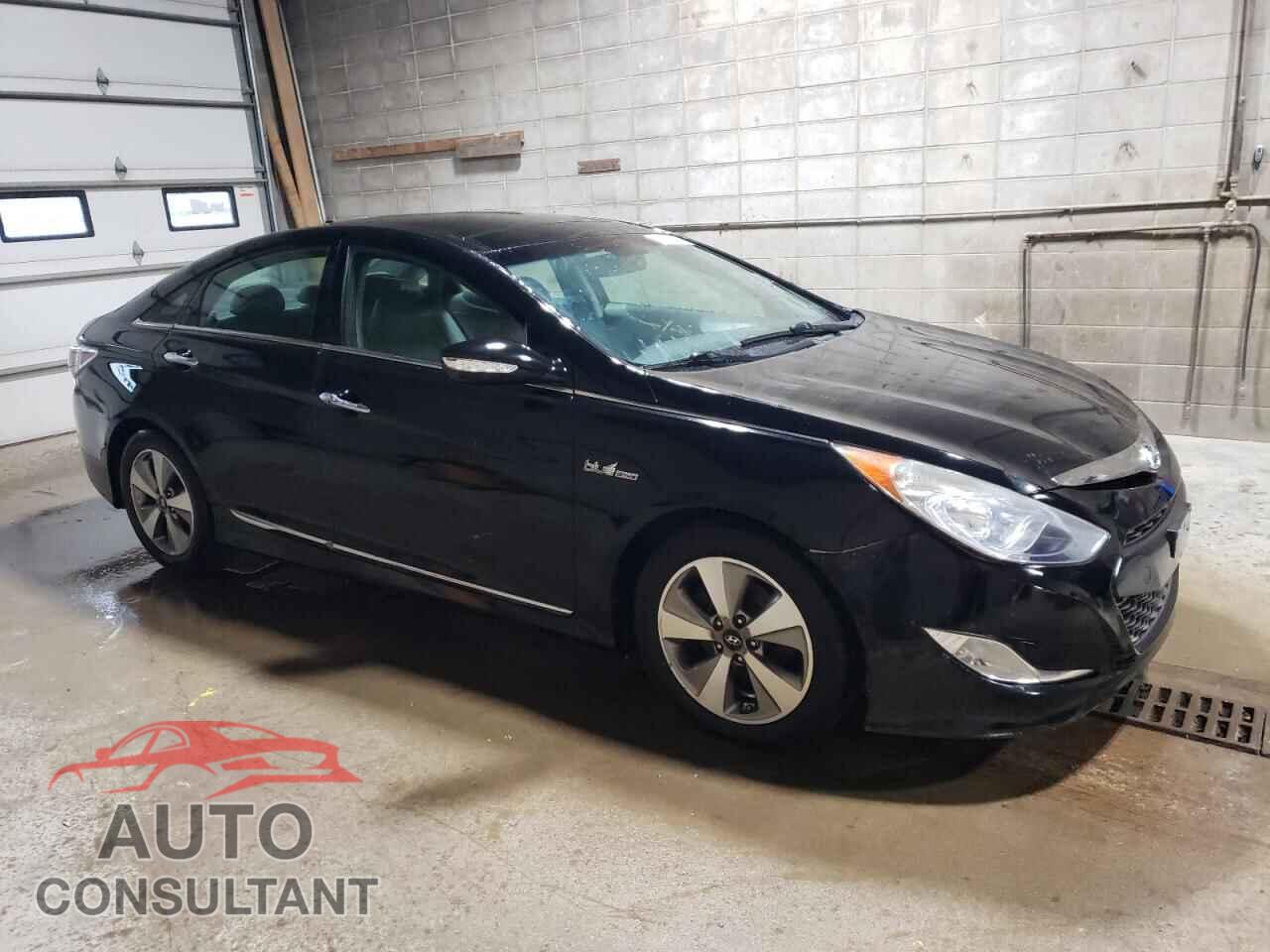 HYUNDAI SONATA 2012 - KMHEC4A43CA025264