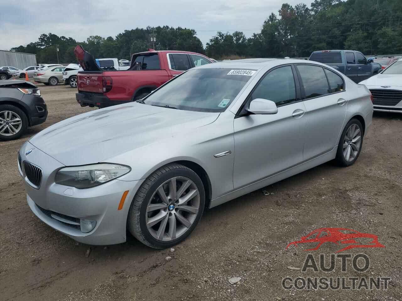 BMW 5 SERIES 2011 - WBAFR7C58BC266865