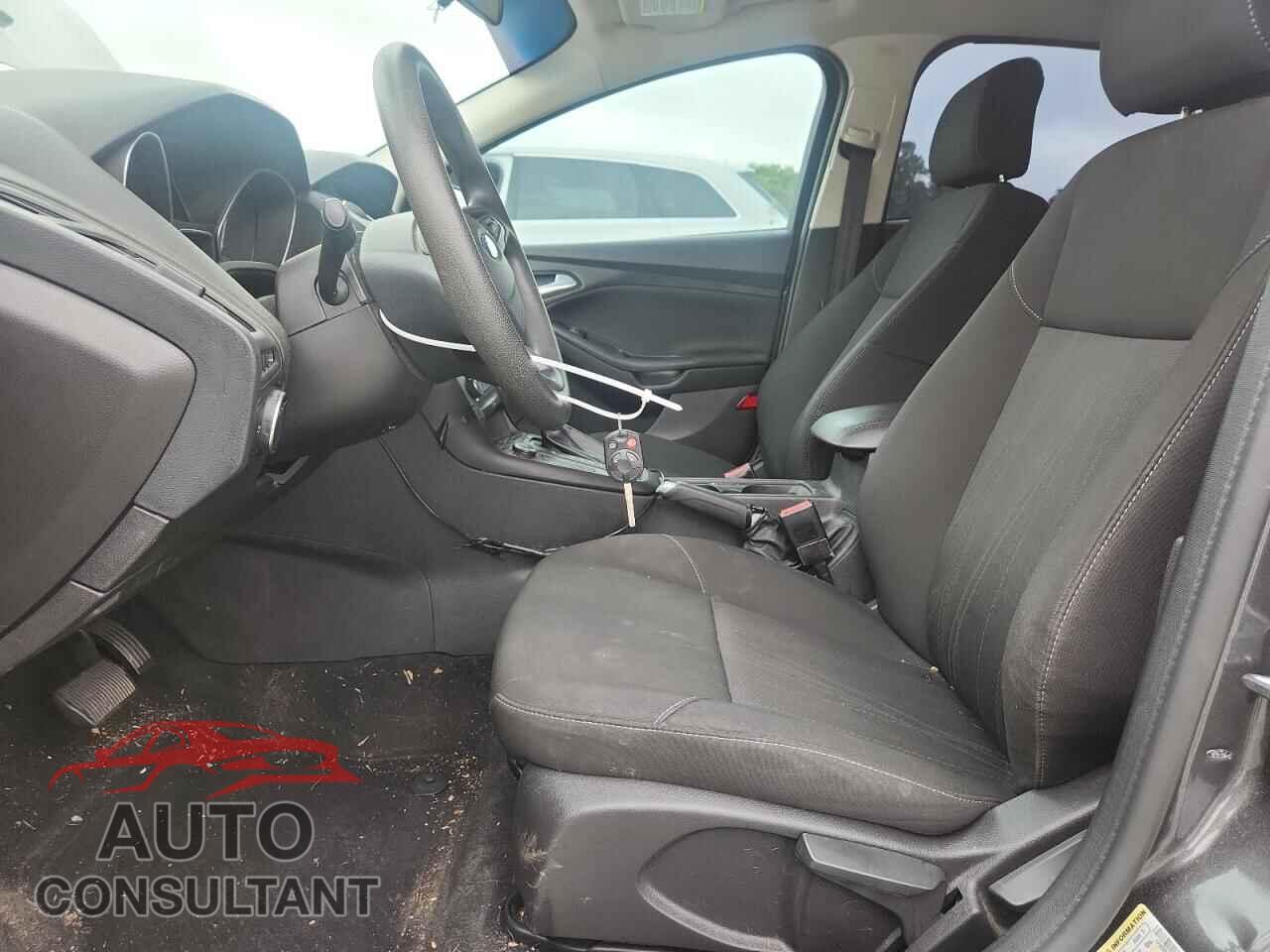 FORD FOCUS 2017 - 1FADP3K2XHL241531