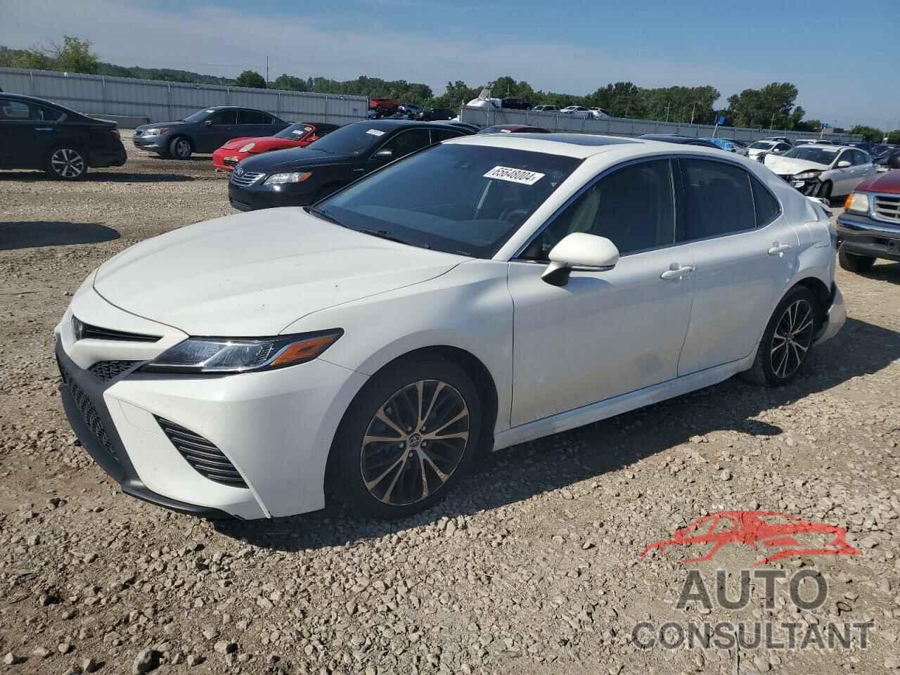 TOYOTA CAMRY 2018 - JTNB11HK5J3023576