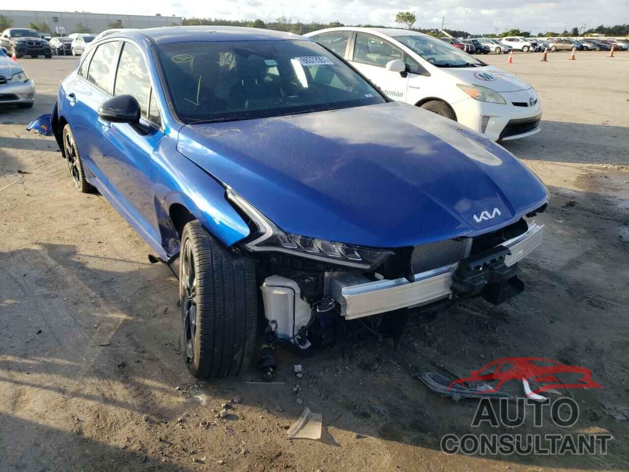 KIA K5 2022 - 5XXG64J20NG092351