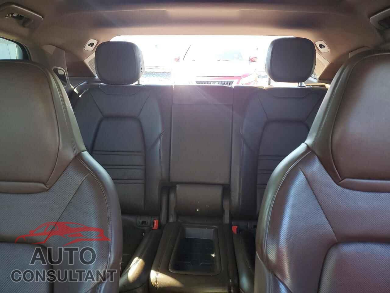 PORSCHE CAYENNE 2020 - WP1BB2AY0LDA57572