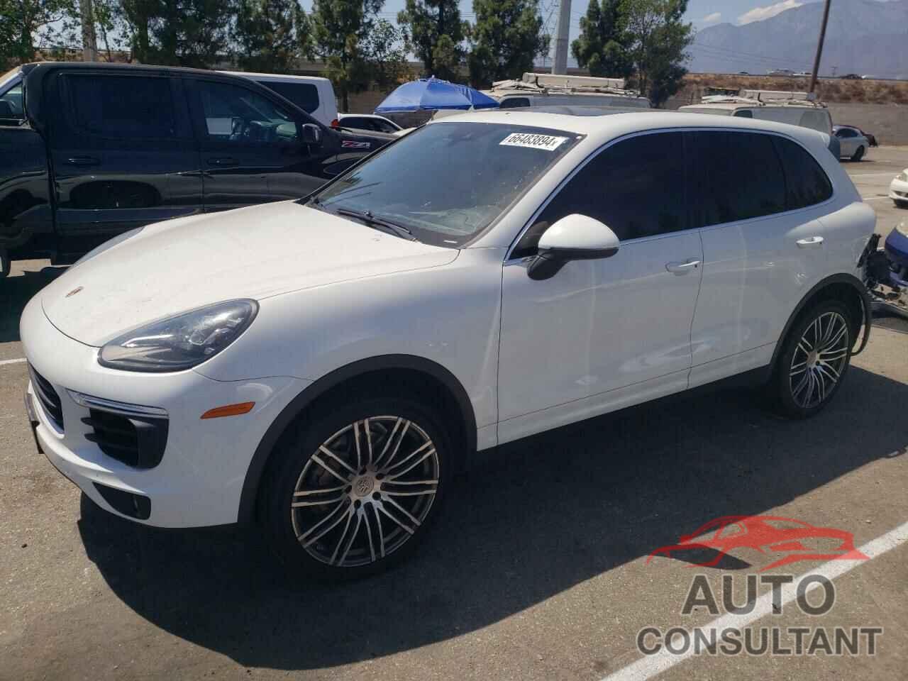 PORSCHE CAYENNE 2018 - WP1AB2A27JLA61046