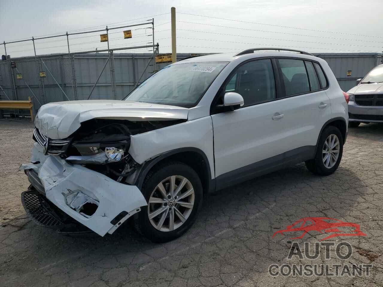 VOLKSWAGEN TIGUAN LIM 2018 - WVGBV7AX4JK005170